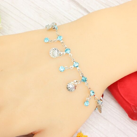 "Trendy Handmade Bracelet – A Thoughtful Gift for Girls & Women | UNVRC1293 - Picture 3 of 10